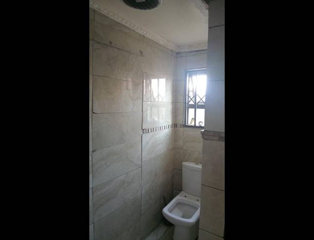 2 BEDROOM PROPERTY TO RENT IN MOROKA